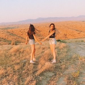 Meet your Posher, Hailey